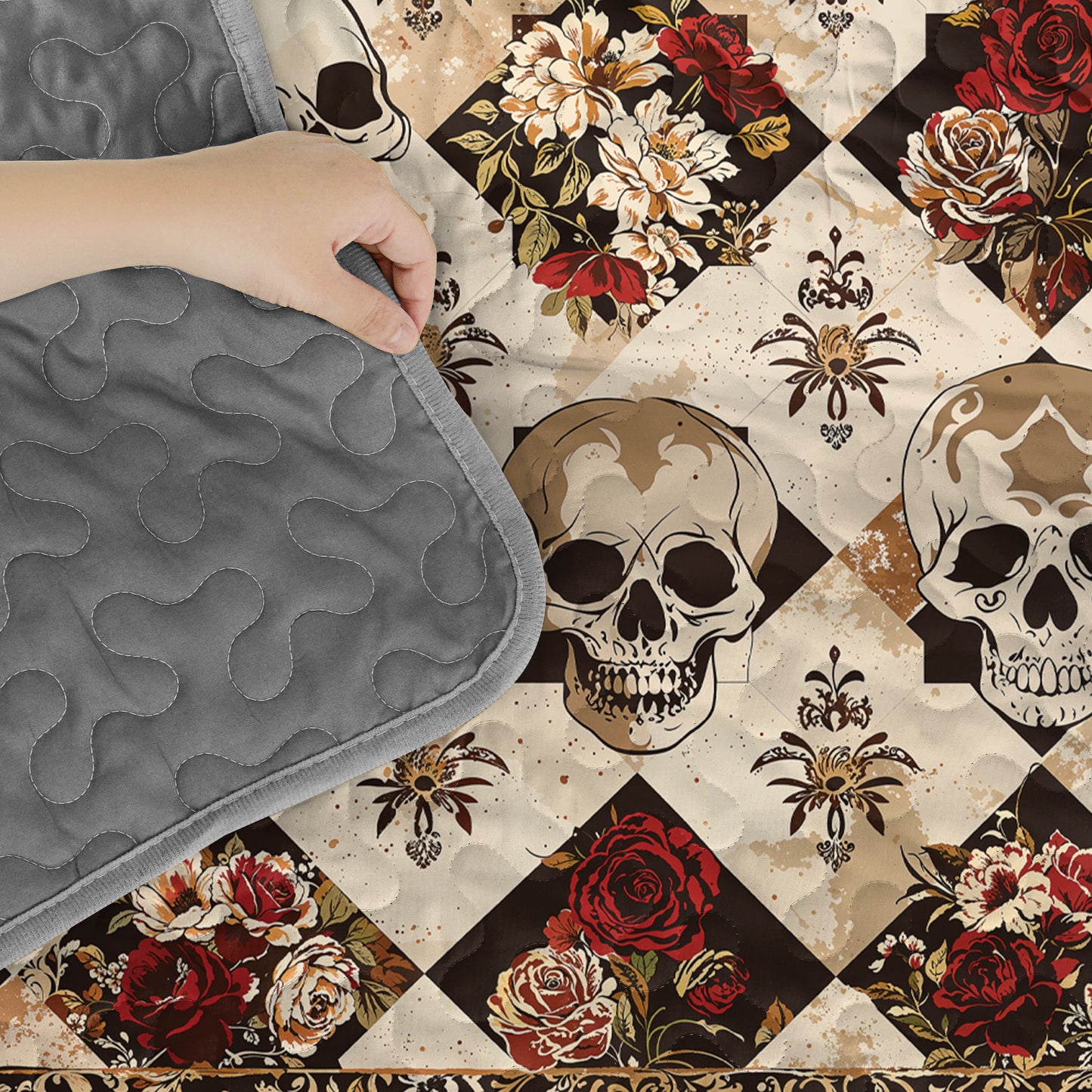 Pajabear Quilt 3-Piece Set Elegent Skull Roses
