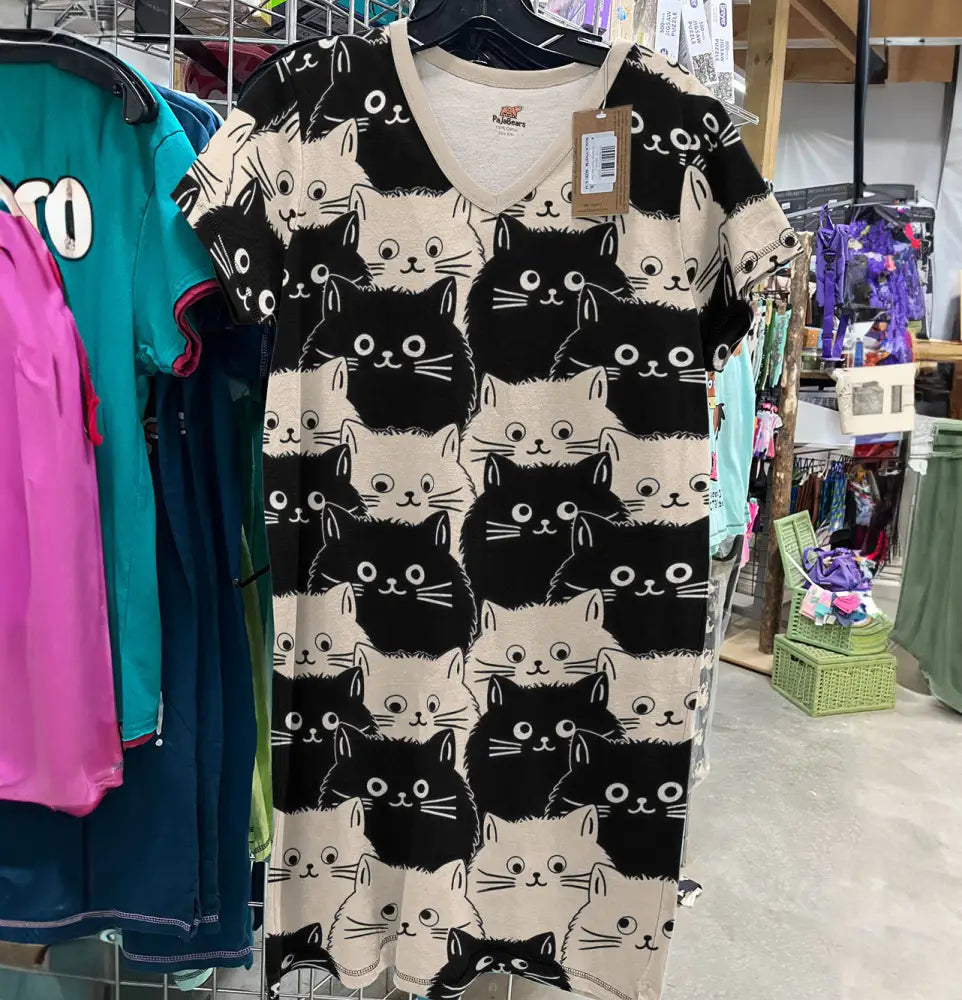 Cat Pajabear® V-Neck Nightshirts Cute Fat Cats Tl10 Nightshirt